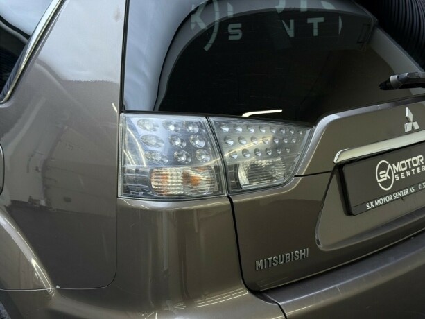 mitsubishi-outlander-diesel-2011-big-7