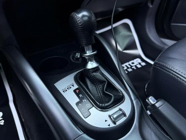 mitsubishi-outlander-diesel-2011-big-21