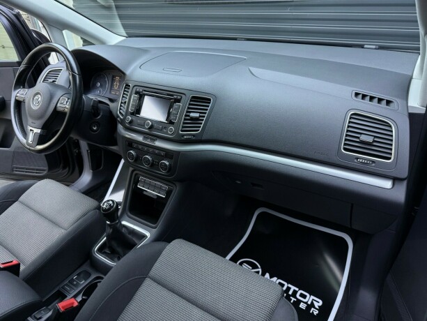 volkswagen-sharan-diesel-2015-big-12