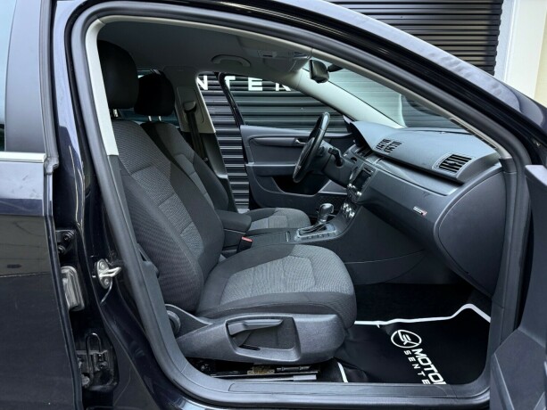 volkswagen-passat-bensin-2015-big-24
