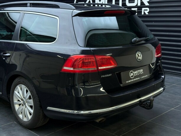 volkswagen-passat-bensin-2015-big-5