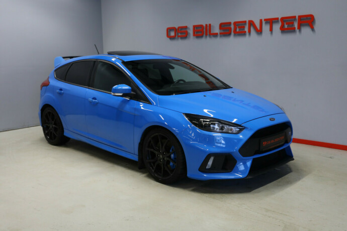 ford-focus-bensin-2018-big-0