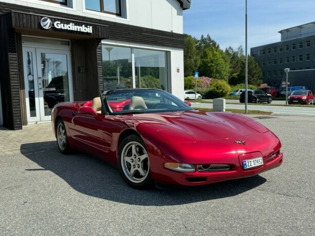 chevrolet-corvette-bensin-2004-big-21