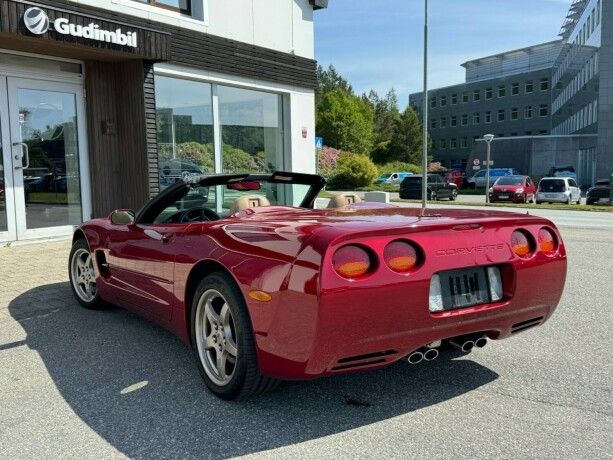 chevrolet-corvette-bensin-2004-big-22