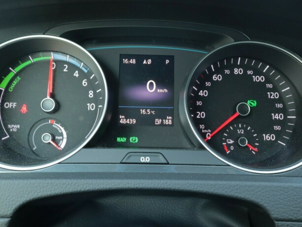 volkswagen-golf-elektrisitet-2020-big-19