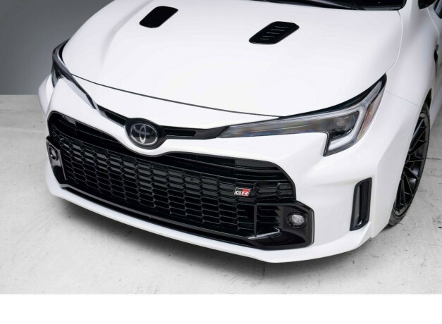 toyota-corolla-bensin-2023-big-4