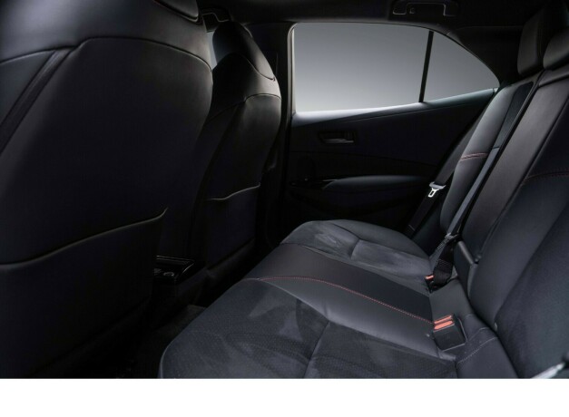 toyota-corolla-bensin-2023-big-40