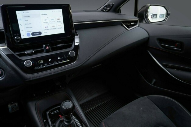 toyota-corolla-bensin-2023-big-26