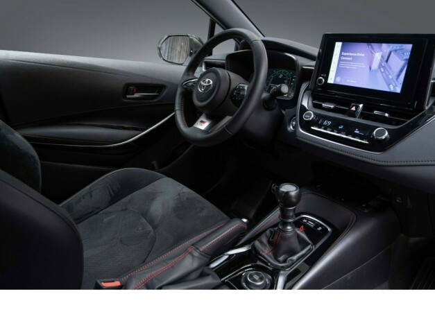 toyota-corolla-bensin-2023-big-43