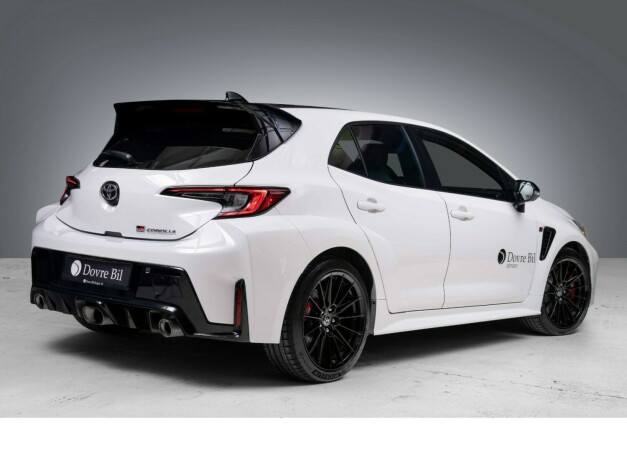 toyota-corolla-bensin-2023-big-13