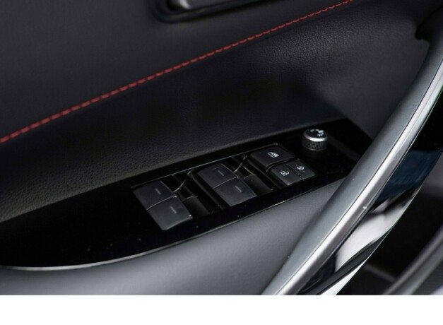 toyota-corolla-bensin-2023-big-34