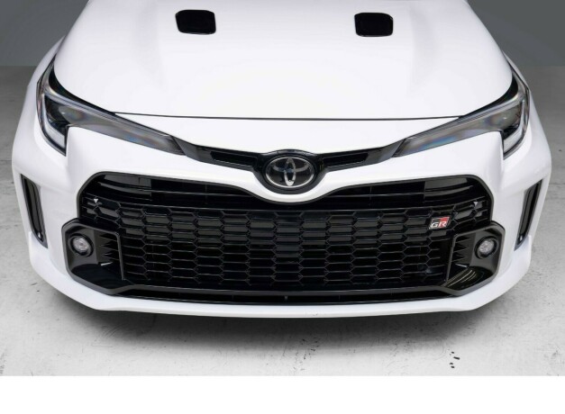 toyota-corolla-bensin-2023-big-6