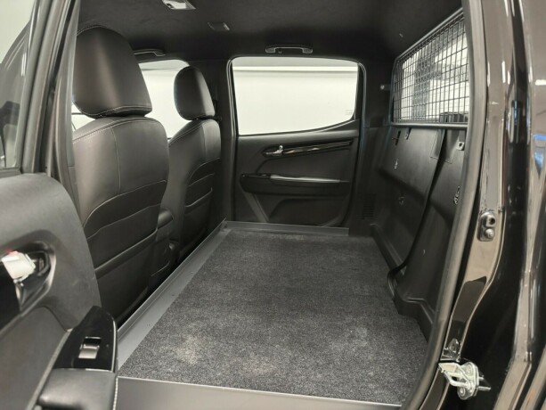 isuzu-d-max-diesel-2020-big-8