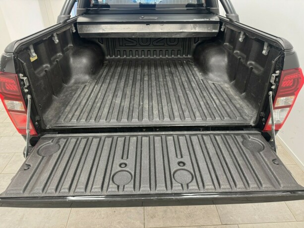 isuzu-d-max-diesel-2020-big-27
