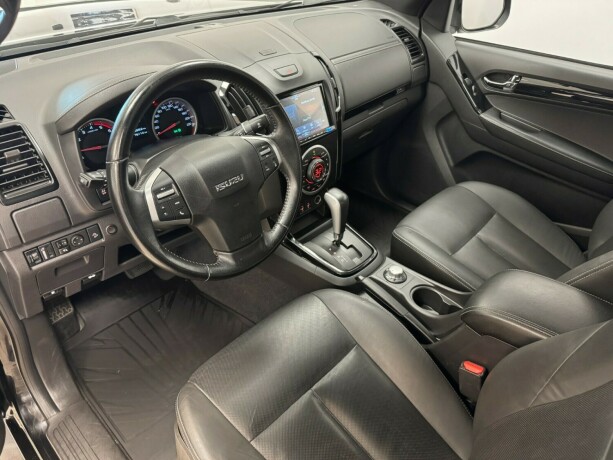 isuzu-d-max-diesel-2020-big-10