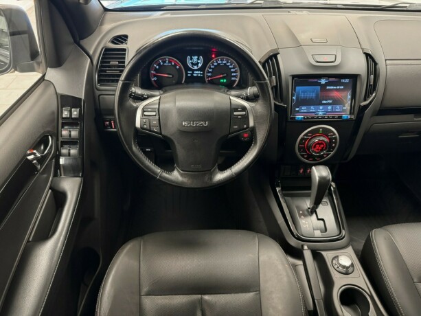 isuzu-d-max-diesel-2020-big-12