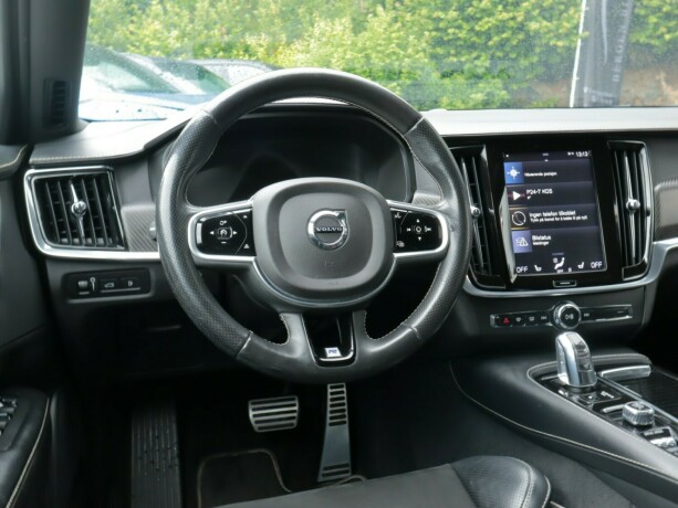 volvo-v90-elektrisitetbensin-2018-big-10
