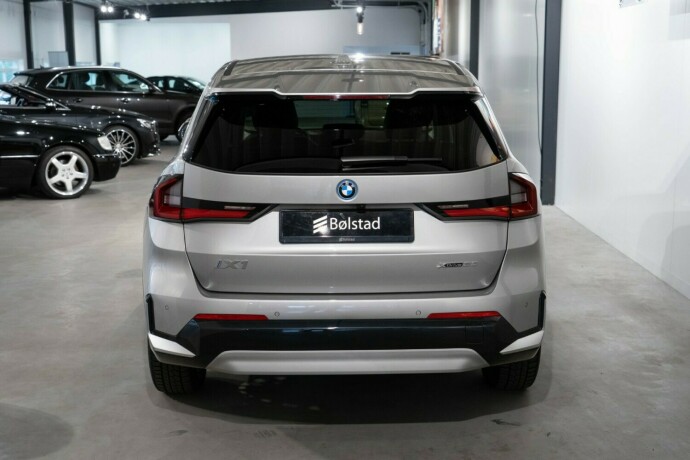 bmw-ix1-elektrisitet-2023-big-3