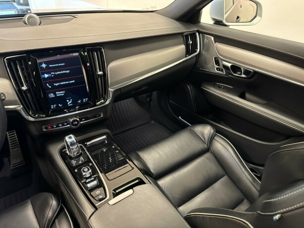 volvo-v90-elektrisitetbensin-2019-big-16