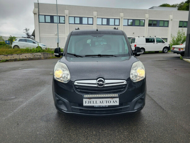 opel-combo-diesel-2018-big-1
