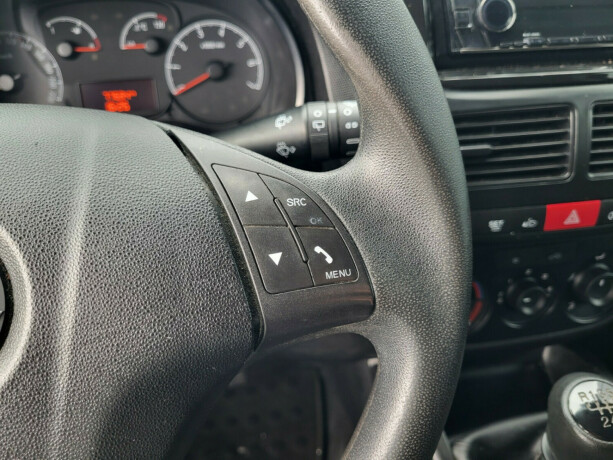 opel-combo-diesel-2018-big-20