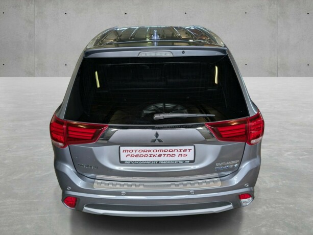 mitsubishi-outlander-elektrisitetbensin-2017-big-11