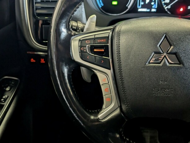 mitsubishi-outlander-elektrisitetbensin-2017-big-24