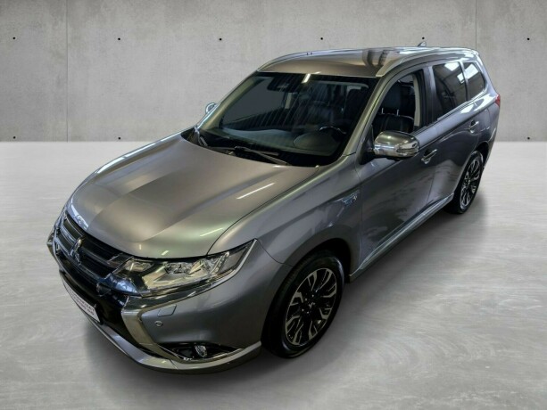 mitsubishi-outlander-elektrisitetbensin-2017-big-4