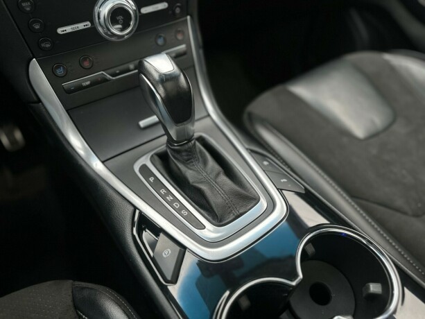 ford-edge-diesel-2017-big-19