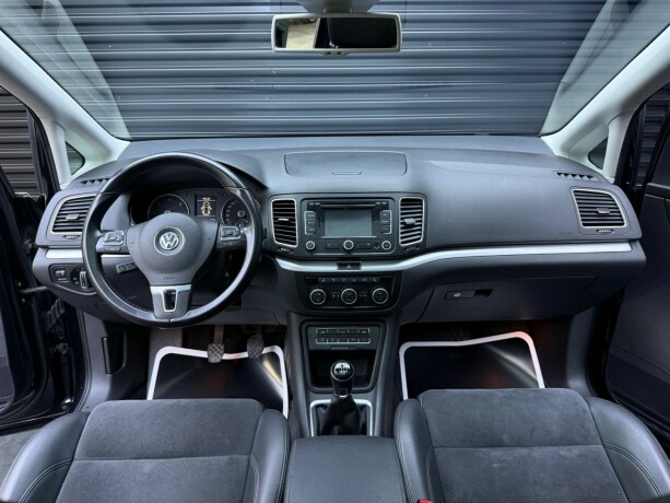 volkswagen-sharan-diesel-2013-big-9