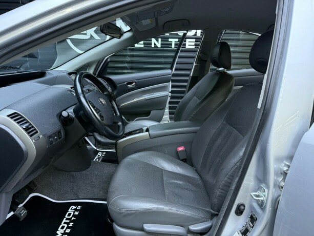toyota-prius-elektrisitetbensin-2009-big-25
