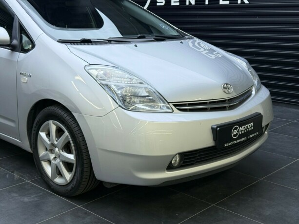 toyota-prius-elektrisitetbensin-2009-big-2