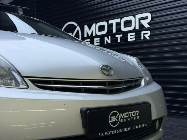 toyota-prius-elektrisitetbensin-2009-big-3