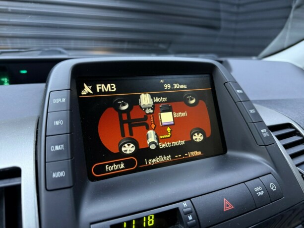 toyota-prius-elektrisitetbensin-2009-big-20