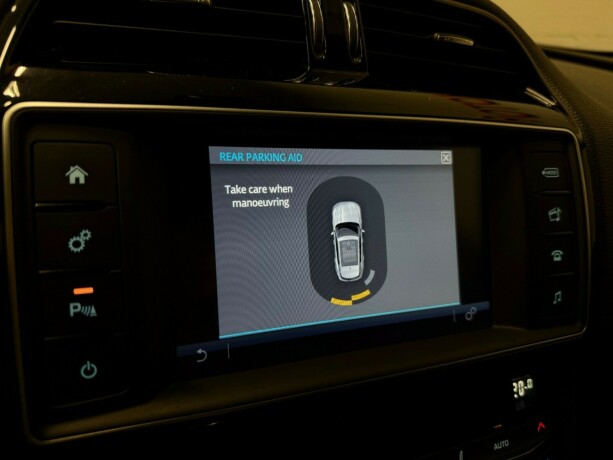 jaguar-f-pace-diesel-2017-big-23