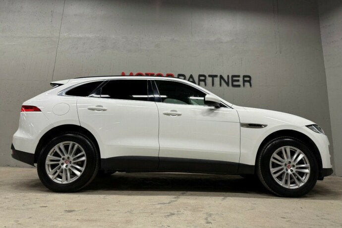 jaguar-f-pace-diesel-2017-big-7