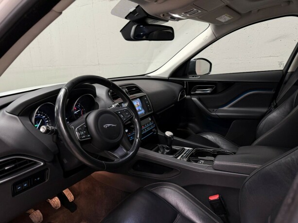 jaguar-f-pace-diesel-2017-big-13