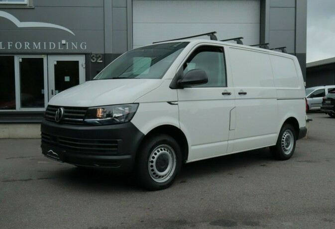 volkswagen-transporter-diesel-2018-big-0