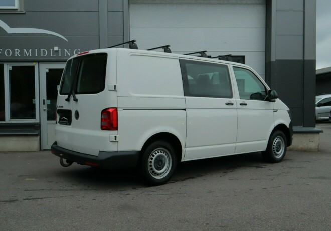 volkswagen-transporter-diesel-2018-big-1
