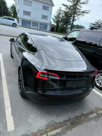 tesla-model-3-elektrisitet-2021-big-1