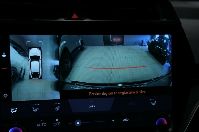 lexus-rz-elektrisitet-2023-big-16