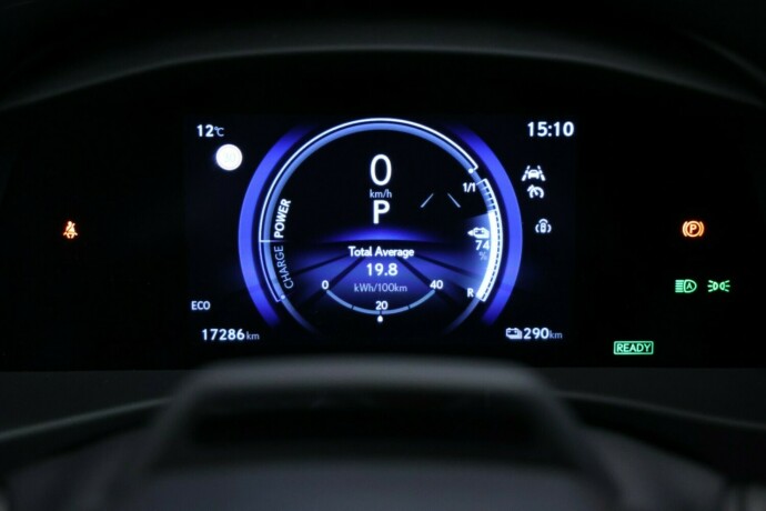 lexus-rz-elektrisitet-2023-big-12