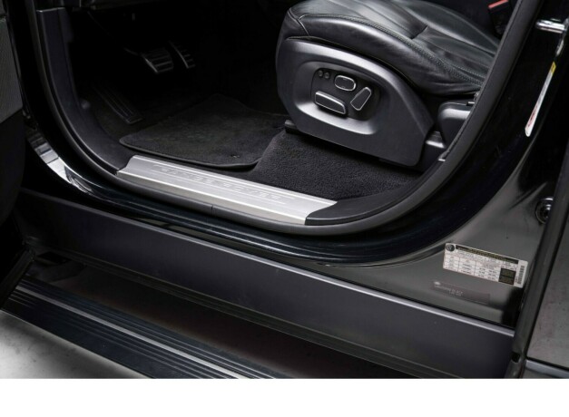 land-rover-range-rover-sport-bensin-2014-big-27