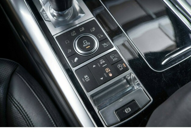 land-rover-range-rover-sport-bensin-2014-big-21