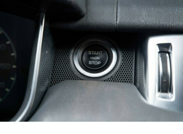 land-rover-range-rover-sport-bensin-2014-big-18