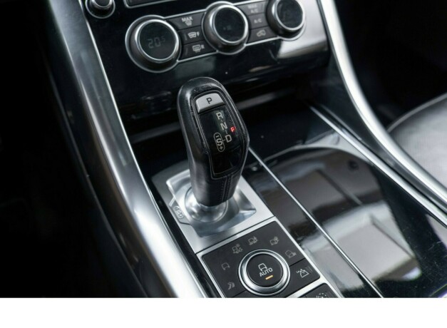 land-rover-range-rover-sport-bensin-2014-big-20