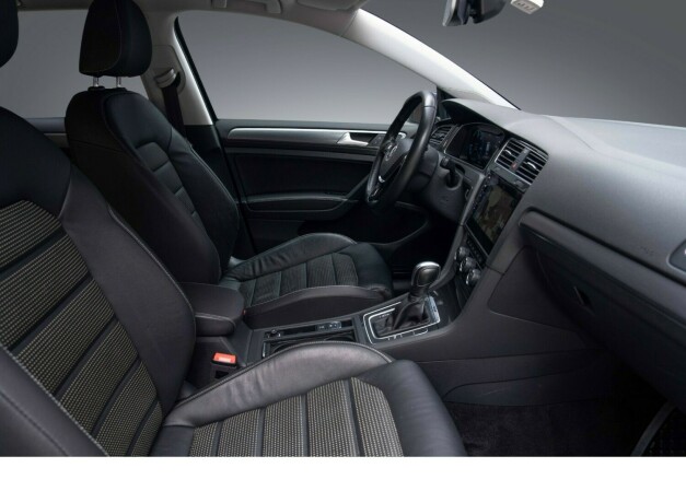 volkswagen-golf-elektrisitet-2020-big-20