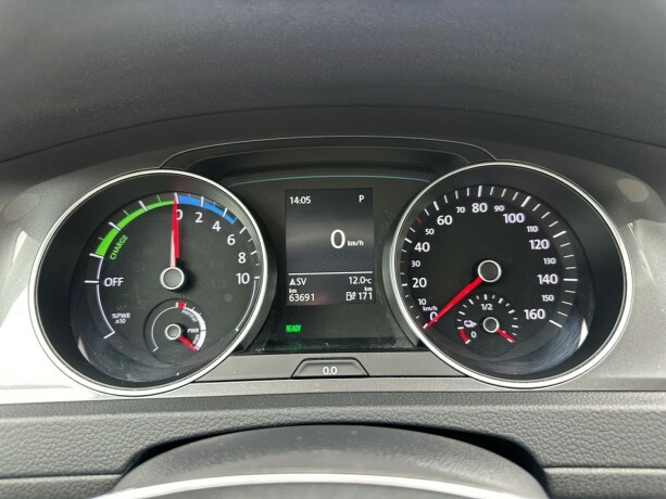 volkswagen-golf-elektrisitet-2016-big-14