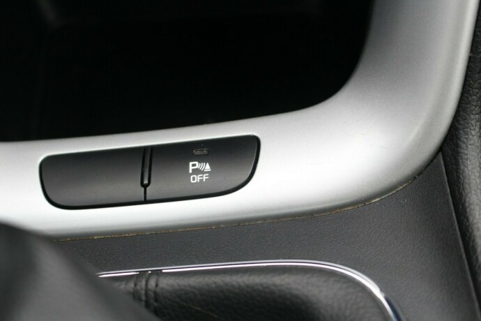 kia-cee039d-diesel-2013-big-11