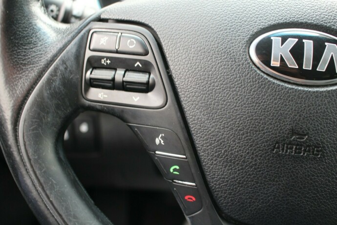 kia-cee039d-diesel-2013-big-7